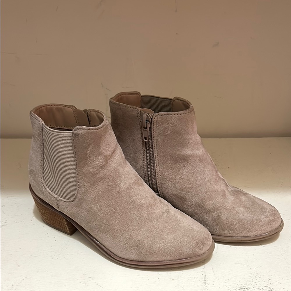 Treasure & Bond Suede Ankle Boots